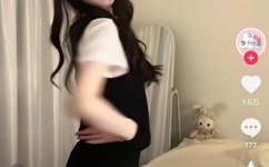 在线萝福利莉18视频